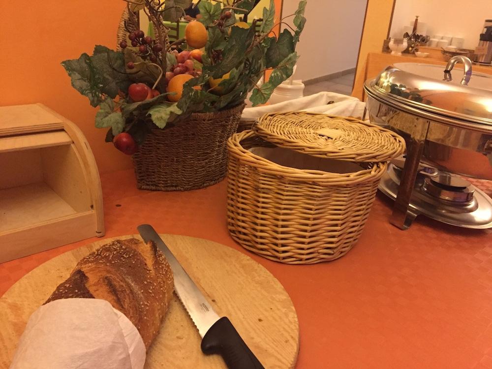 Hotel Ciuri Di Badia 布塞托·帕里佐罗 外观 照片